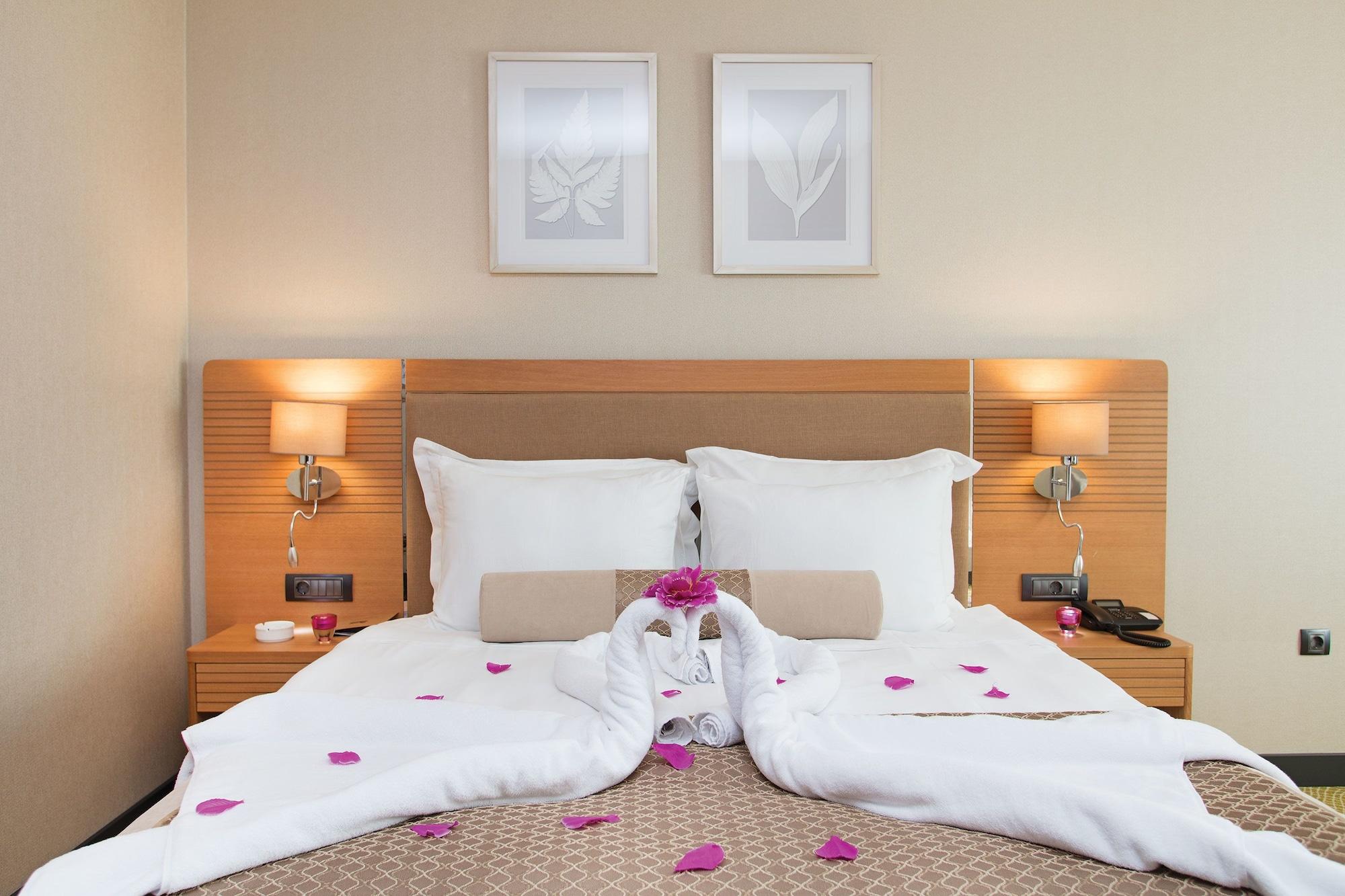 Mia City Hotel Измир Экстерьер фото